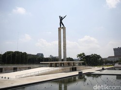 Sandi Ingin Lapangan Banteng yang Baru Tak Dipakai Bagi-bagi Sembako