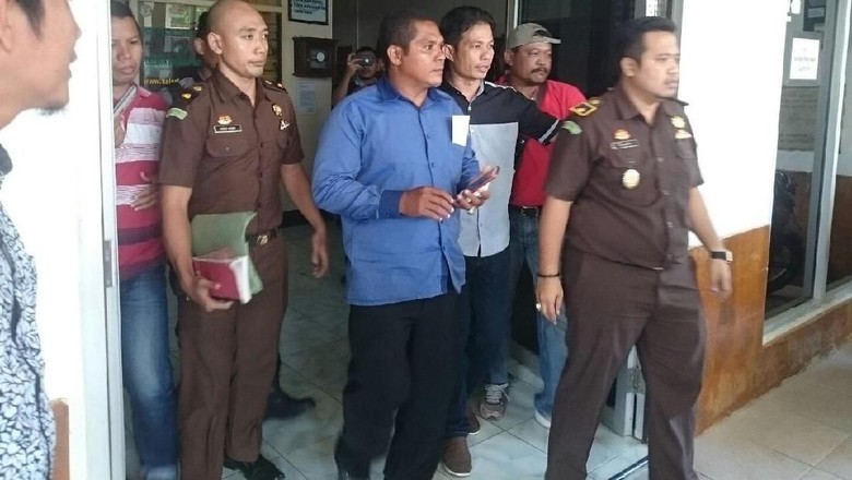 Diduga Korupsi Rp 520 Juta, Eks Kades di NTB Ditahan Diduga Korupsi Rp 520 Juta, Eks Kades di NTB Ditahan