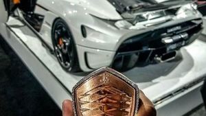 Lihat Produksi Mobil Super Koesignegg Jesko