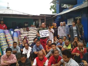 Ucapan Terima Kasih Teman Orang Gila di Sukabumi untuk Jokowi