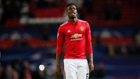 Pogba juga sempat dirumorkan bakal hengkang lantaran masih gagal membawa Manchester United menjuarai Liga Inggris. Gelandang asal Prancis itu bahkan diklaim sempat ditawarkan ke Manchester City. Kini rumor tersebut juga meredup. (Foto: David Klein/Reuters)