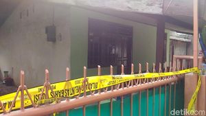 Foto: Suasana di Rumah Pensiunan TNI AL yang Dibunuh