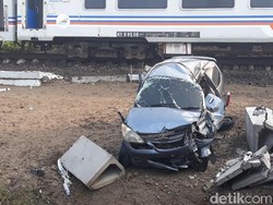 Mobil Ini Ikut Jadi Korban KA Sancaka Vs Truk, Siapa Pemiliknya?