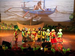 Gemas, Aksi Anak-anak TK Saat Bermain Operet