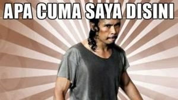 10 Meme Kocak Harus Kerja Saat Weekend