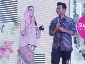 Foto: Pesona Arumi Bachsin di Audisi Sunsilk Hijab Hunt Surabaya