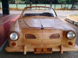 Keren, Mobil Kayu Jati Asal Jepara Ini Gendong Mesin 1.600 cc