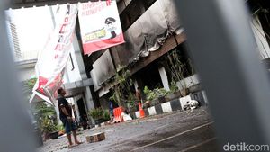Gedung Biro SDM Polda Metro Terbakar, Begini Penampakannya