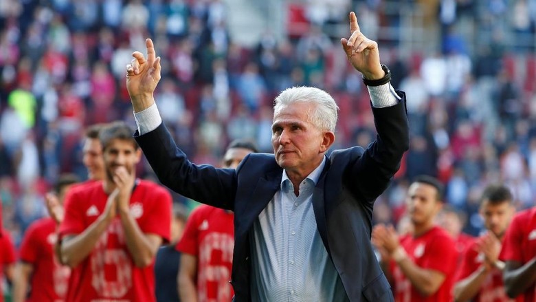 Heynckes: Titel Juara Bayern Juga untuk Ancelotti