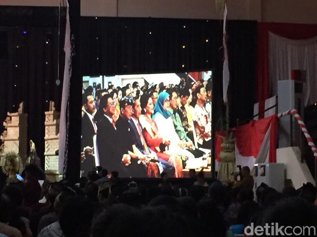 Jokowi Hadiri Puncak Perayaan Nyepi 2018 di Mabes TNI Jokowi Hadiri Puncak Perayaan Nyepi 2018 di Mabes TNI