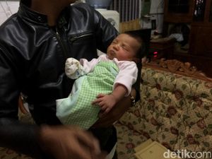 Foto: Ini Bayi di Tasik Bernama Persib Satu Sembilan Tiga Tiga Foto: Ini Bayi di Tasik Bernama Persib Satu Sembilan Tiga Tiga