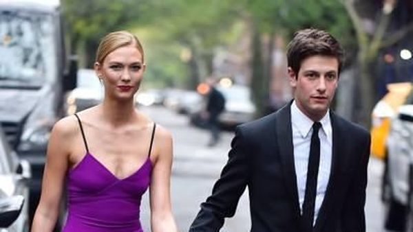 Karlie Kloss, Model Cantik yang Bikin Adik Ipar Ivanka Trump Kepincut