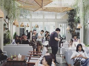 Yuk, Ngopi dan Ngemil Asyik di Kafe Bergaya Scandinavian Ini!