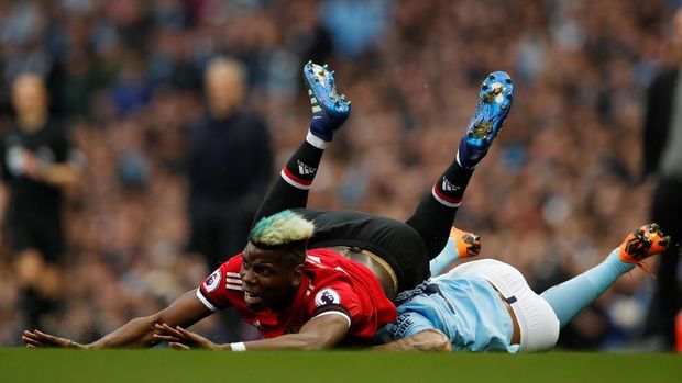 Paul Pogba cetak dua gol dalam jarak dua menit.
