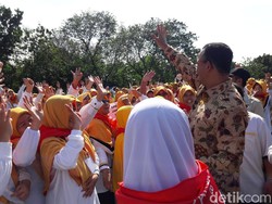Hadiri Acara PKS, Anies Disambut Lagu Kampanye Pilgub DKI