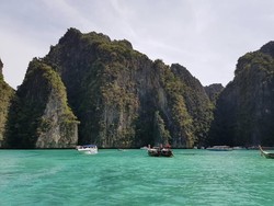 Turis Israel Diteror di Thailand, Wisata Tak Terdampak