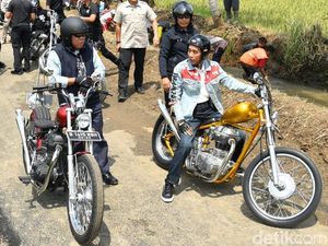 Intip Proses Pembuatan Jaket Jokowi Seharga Rp 4 Juta Intip Proses Pembuatan Jaket Jokowi Seharga Rp 4 Juta