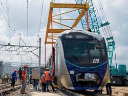 Video Kereta MRT Menapak di Rel Lebak Bulus