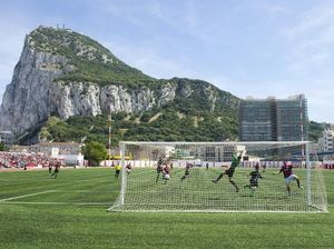 Gibraltar Mulai Program Vaksinasi, Lockdown Pun Dicabut