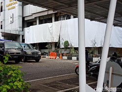 Kondisi Gedung SDM Polda Metro Sehari Pasca Kebakaran