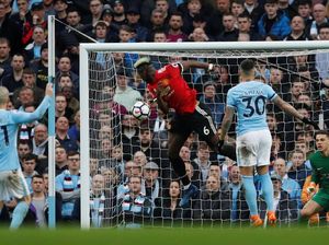 Bola-bola Panjang MU yang Menyulitkan City