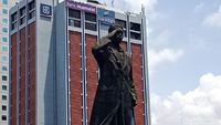 Penampakan Patung Jenderal Sudirman yang Tak Lagi Bolong