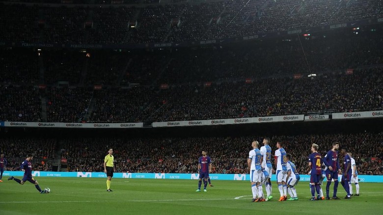 Messi si Master Tendangan Bebas Messi si Master Tendangan Bebas