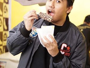 Joshua Suherman Kini Jadi Konsultan Komedian