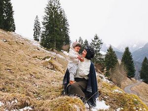 5 Selebritas yang Suka Mengajak Anak Saat Bekerja