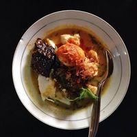 Jajan di Setu Babakan, Wajib Coba 5 Kuliner Betawi Ini!