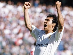 Hugo Sanchez berkostum Atletico pada 1981 sampai 1985. Kemudian dia hengkang ke Madrid dan bertahan sampai 1992. (Foto: David Leah/Allsport/Getty Images)