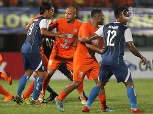 Borneo FC Tekuk Arema 2-1