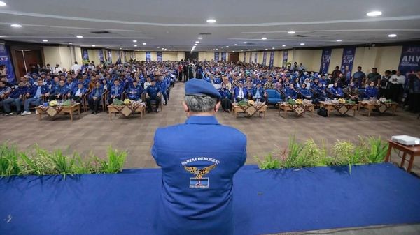 Ulah PD di Koalisi Prabowo: Tuding Ada Mahar, Izin untuk Pro-Jokowi