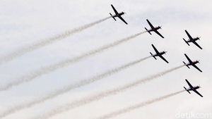 Foto: Tim Jupiter Beratraksi di Langit Halim