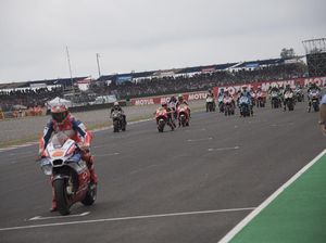 Insiden Start dan Penalti Ride Through yang Bikin Marquez Bingung