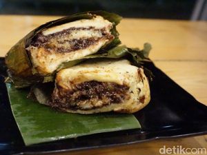 Sensasi Unik dan Nikmat Makan Pepes Roti Bakar