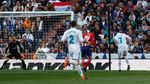 Foto: Madrid dan Atletico Sama Kuat di Bernabeu