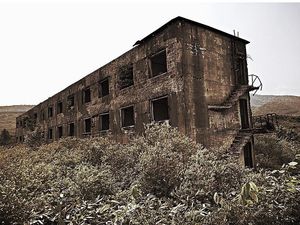 Foto: Kota Hantu di Balik Kabut di Jepang