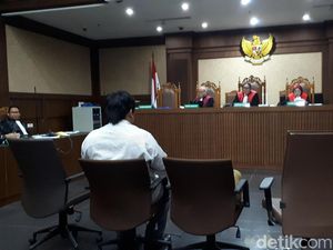AKP Reza Pahlevi Marahi Hilman Saat Novanto Kecelakaan AKP Reza Pahlevi Marahi Hilman Saat Novanto Kecelakaan