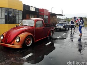 Liburan ke Borobudur, Mampir ke Taman Mobil Rongsok yang Unik