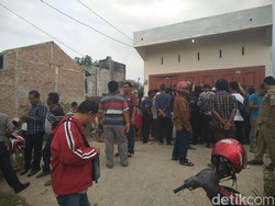 Bikin Geger Sumut, Rumah Isi 14 Kg Sabu Diintip Warga Ramai-ramai