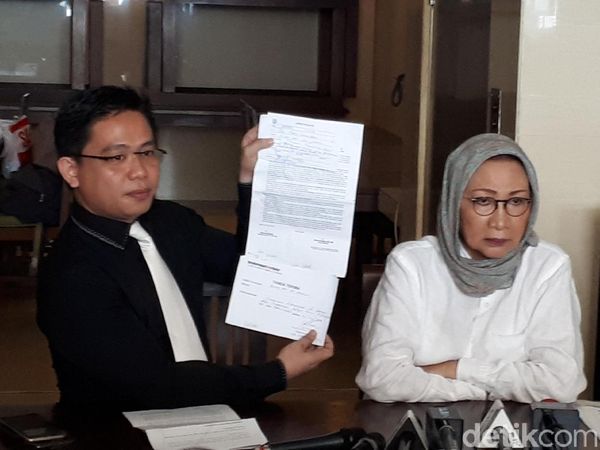 Foto: Ekspresi Ratna Sarumpaet Saat Somasi Dishub DKI