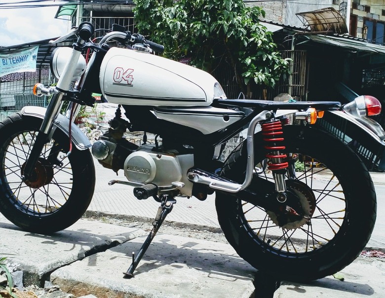 Mocin 110 cc Bergaya Cafe Racer Mocin 110 cc Bergaya Cafe Racer