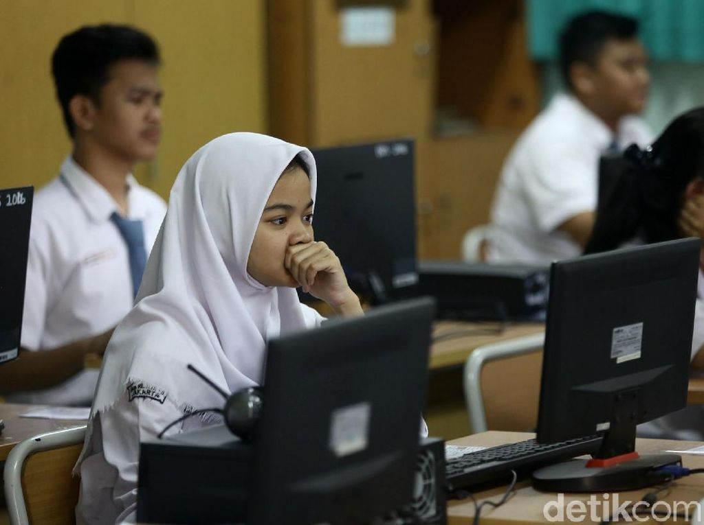 UN Ditiadakan, Begini Penentuan Kelulusan Siswa di Kabupaten Tangerang UN Ditiadakan, Begini Penentuan Kelulusan Siswa di Kabupaten Tangerang