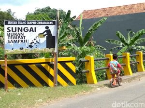 Papan Pembuang Sampah Boleh Dihakimi Warga Sudah Diganti