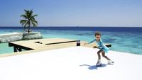 Foto: Ice Skating di Tepi Pantai Tropis, Bisa!