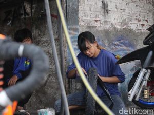 Raih IPK 3,81, Irma Tukang Tambal Ban Pilih Kerja di Kapal Pesiar Raih IPK 3,81, Irma Tukang Tambal Ban Pilih Kerja di Kapal Pesiar