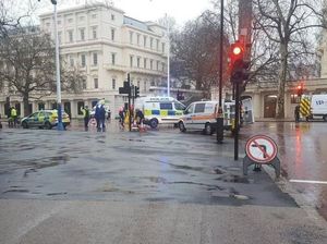 Mobil Misterius Dicegat Dekat Istana Buckingham, 1 Pria Ditahan