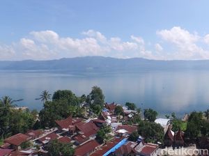 Foto Drone Danau Toba dan Pulau Samosir, Mesti Lihat!
