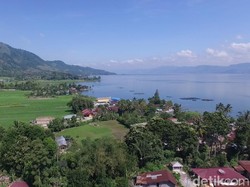 Bupati Samosir Minta Gubernur Edy Tak Hentikan Festival Danau Toba
